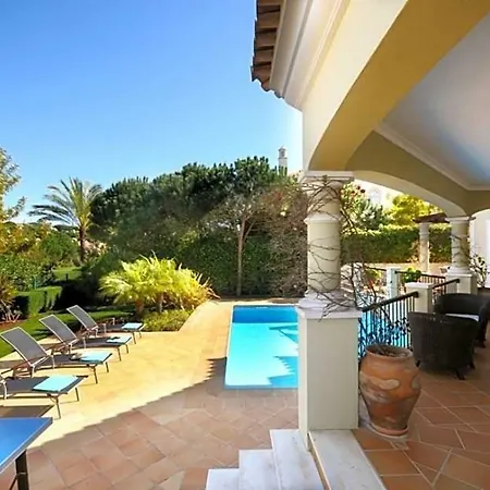 Sleeps 6 Pool Air Con Wifi * Vale do Lobo